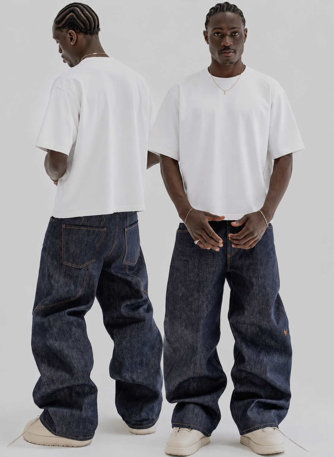 AERO’s white basic boxy fit tee