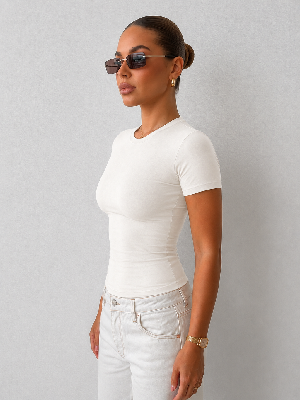 Contour Tee in Offwhite